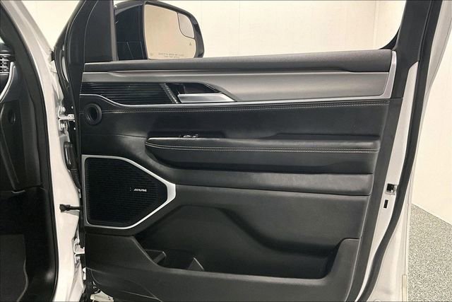 Used 2024 Jeep Wagoneer Series II image 30