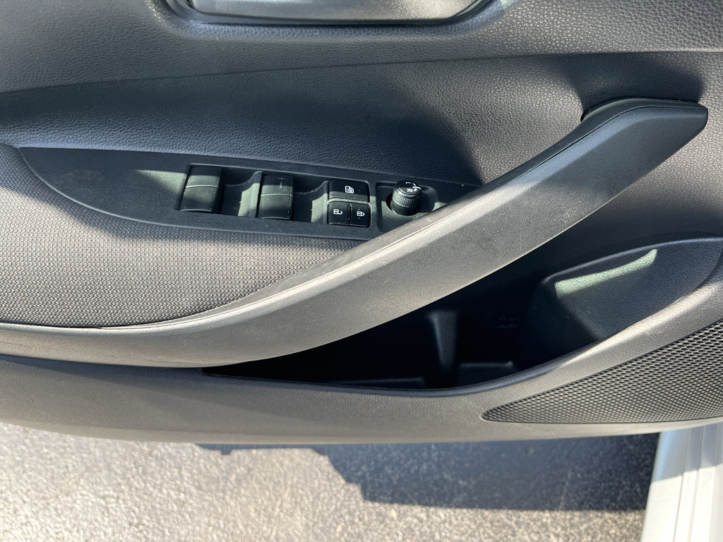 Used 2023 Toyota Corolla LE image 9