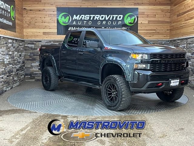 Used 2021 Chevrolet Silverado 1500 Custom Trail Boss w/ LPO, Dark Essentials Package AWD/4WD image 1