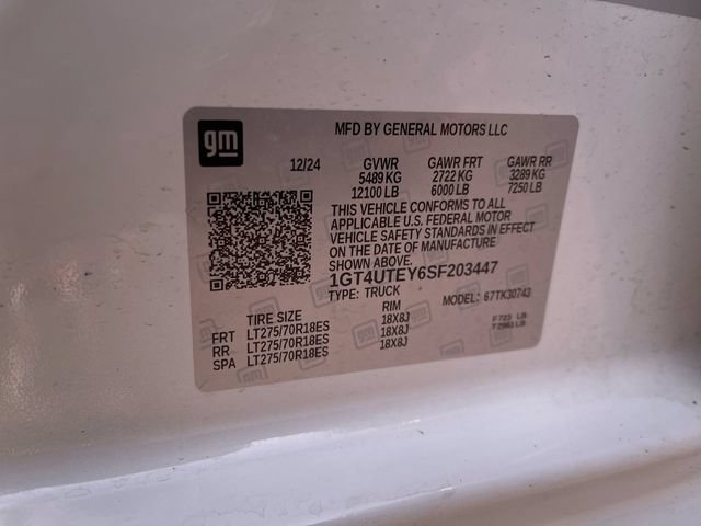 Used 2025 GMC Sierra 3500 SLE w/ Preferred Package AWD/4WD image 33