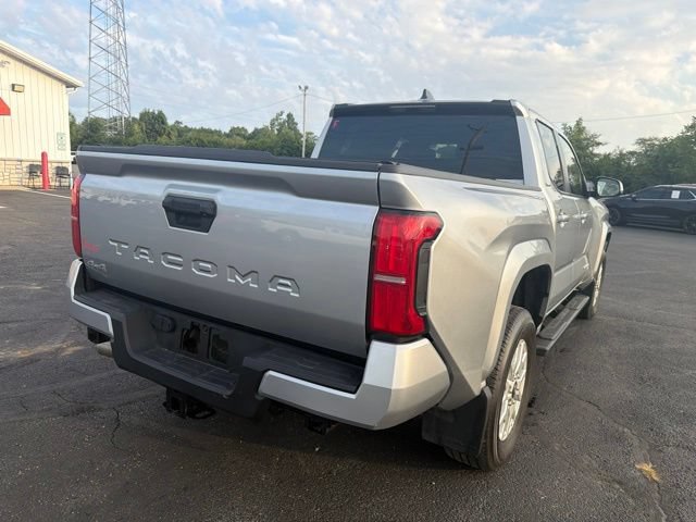 Used 2025 Toyota Tacoma SR5 AWD/4WD image 7