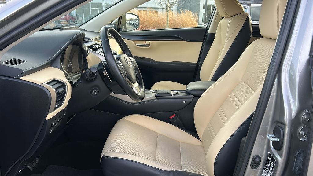 Used 2019 Lexus NX 300h AWD image 11