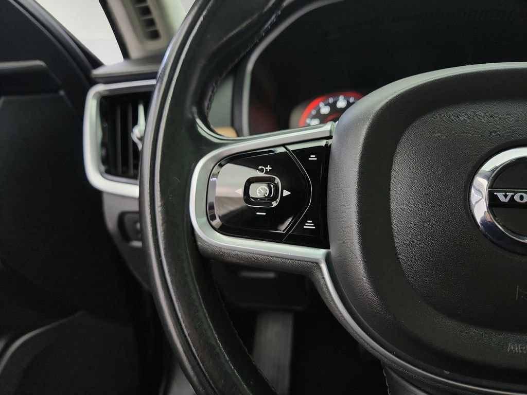 Used 2017 Volvo S90 T6 Inscription w/ Vision Package AWD/4WD image 19