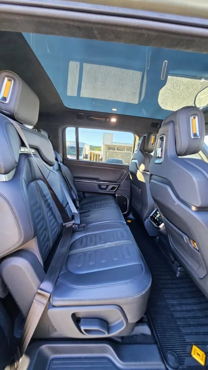 Used 2023 Rivian R1S Launch Edition AWD/4WD image 24