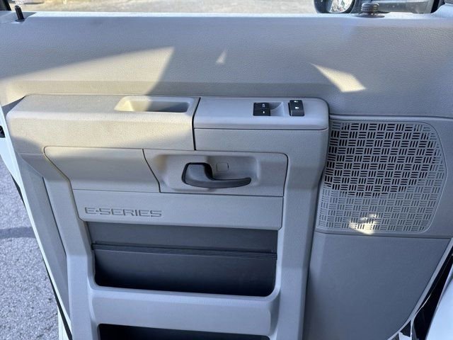 New 2025 Ford E-450 and Econoline 450 Super Duty w/ Power Equipment Group RWD image 11