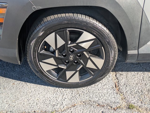 Used 2024 Hyundai Kona SEL image 21