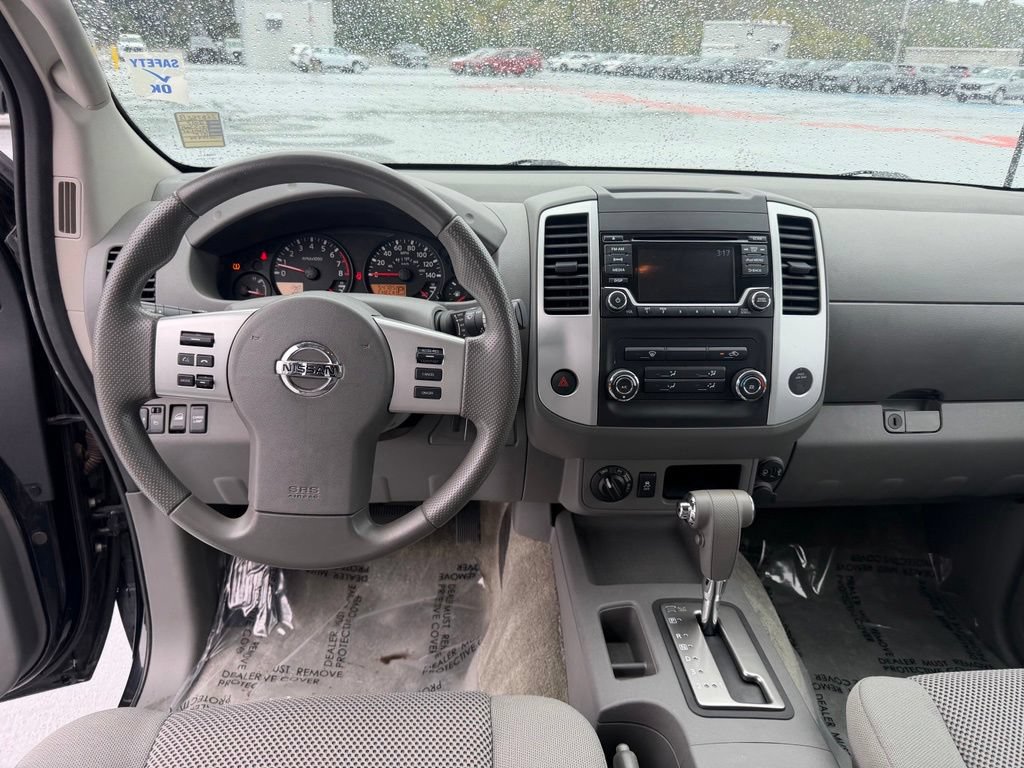 Used 2017 Nissan Frontier SV AWD/4WD image 11