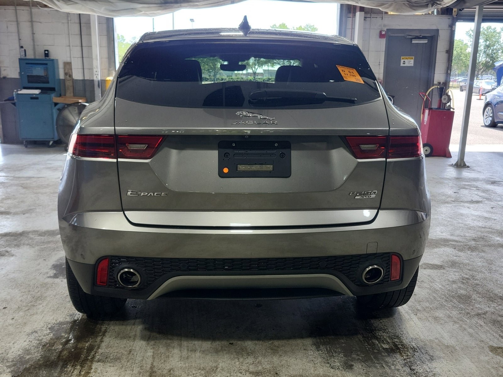 Used 2020 Jaguar E-PACE SE AWD/4WD image 8