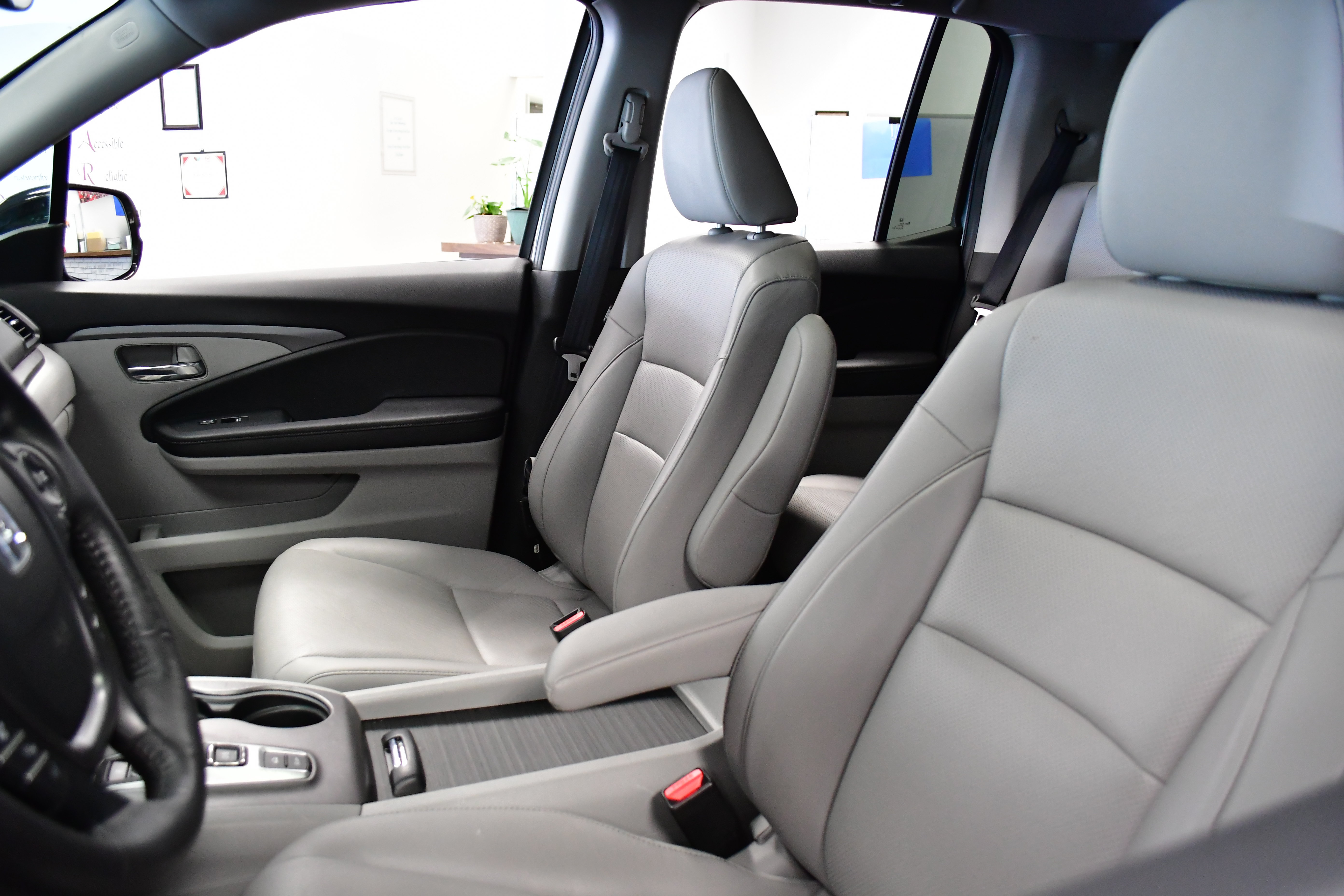 Used 2023 Honda Ridgeline RTL-E image 8