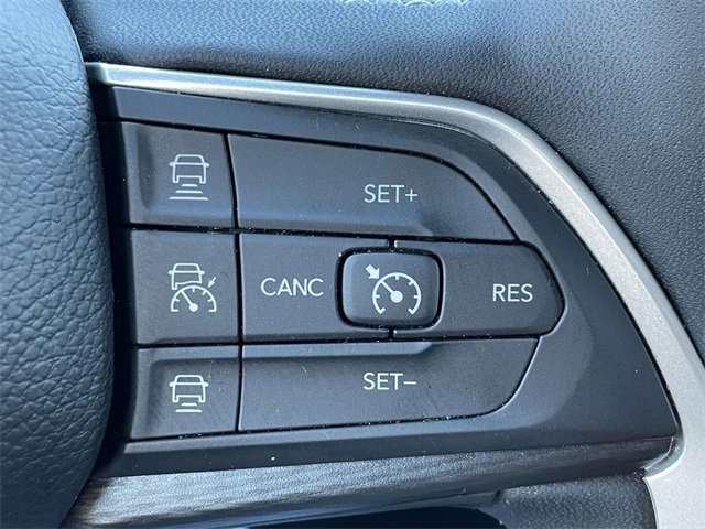 Used 2024 Jeep Grand Cherokee L Altitude image 35