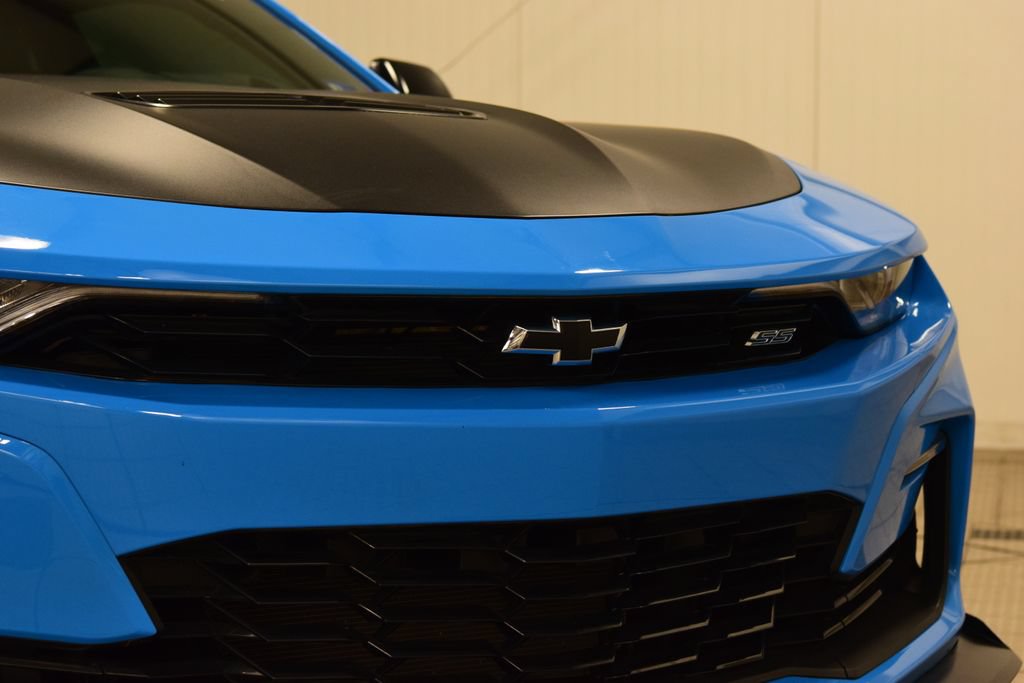 Used 2023 Chevrolet Camaro SS RWD image 11