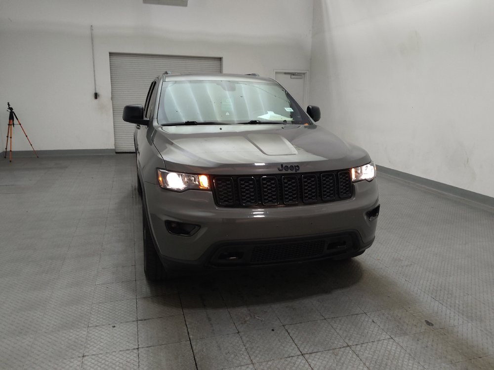 Used 2020 Jeep Grand Cherokee Laredo RWD image 14
