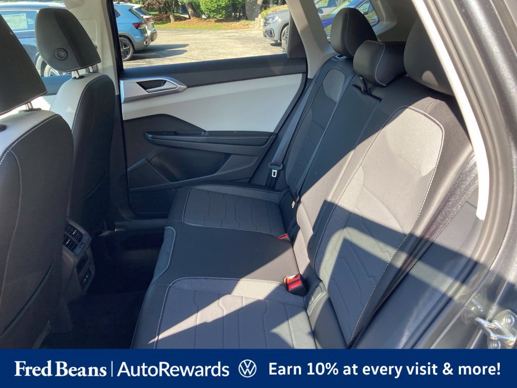 New 2026 Volkswagen Taos SE AWD/4WD image 15