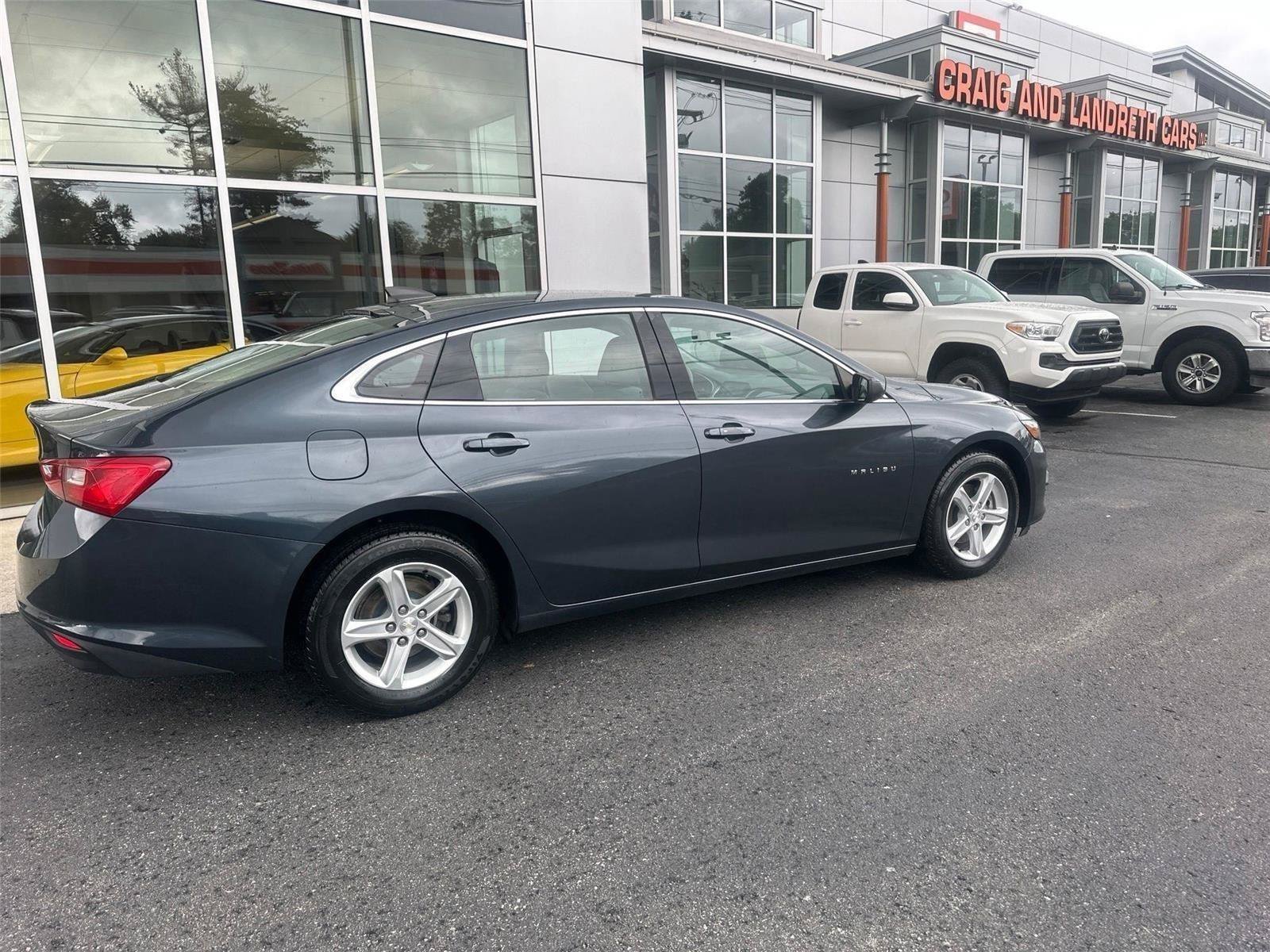 Used 2020 Chevrolet Malibu LS w/ Driver Confidence Package II FWD image 3