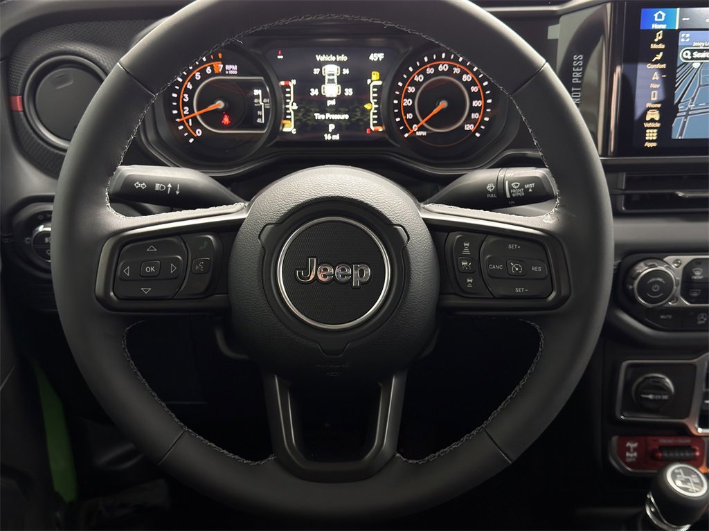 New 2025 Jeep Gladiator Rubicon image 12