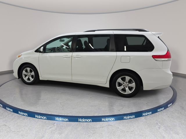 Used 2011 Toyota Sienna LE FWD image 9