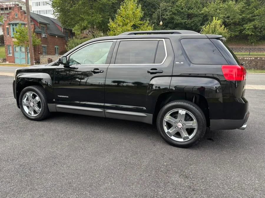 Used 2012 GMC Terrain SLE image 3