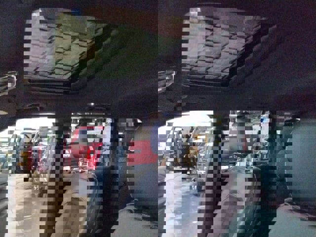 New 2025 Jeep Grand Cherokee Altitude image 30