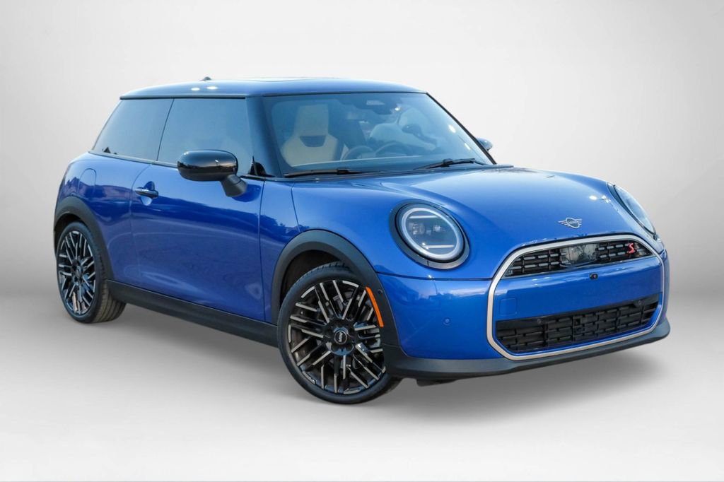 Used 2025 MINI Cooper S image 4
