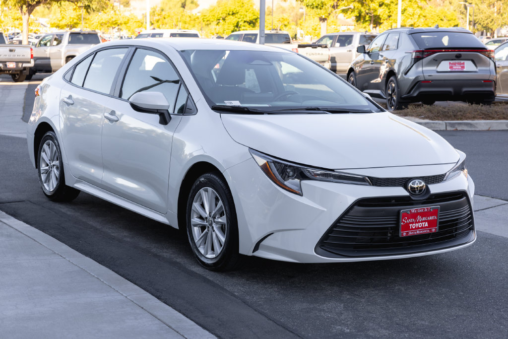 Certified 2026 Toyota Corolla LE w/ LE Premium Package FWD image 3