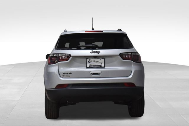 New 2026 Jeep Compass Latitude image 8