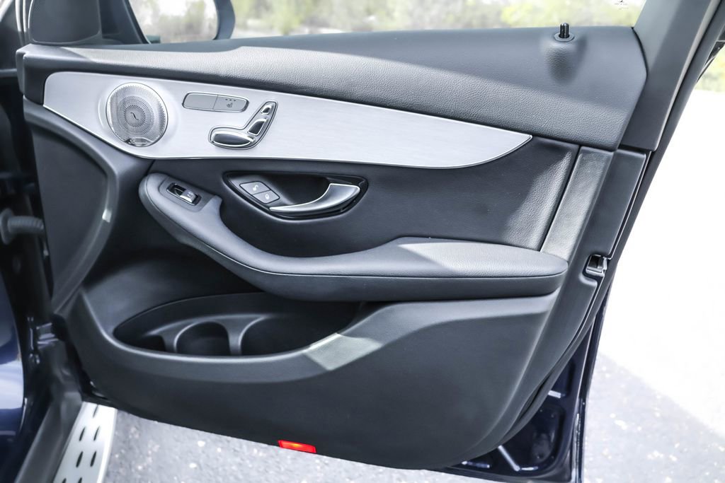 Used 2021 Mercedes-Benz GLC 300 4MATIC Coupe image 35