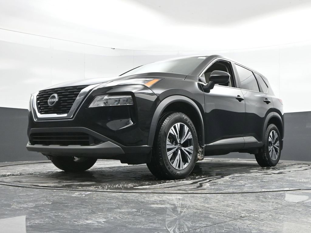 Used 2023 Nissan Rogue SV image 47