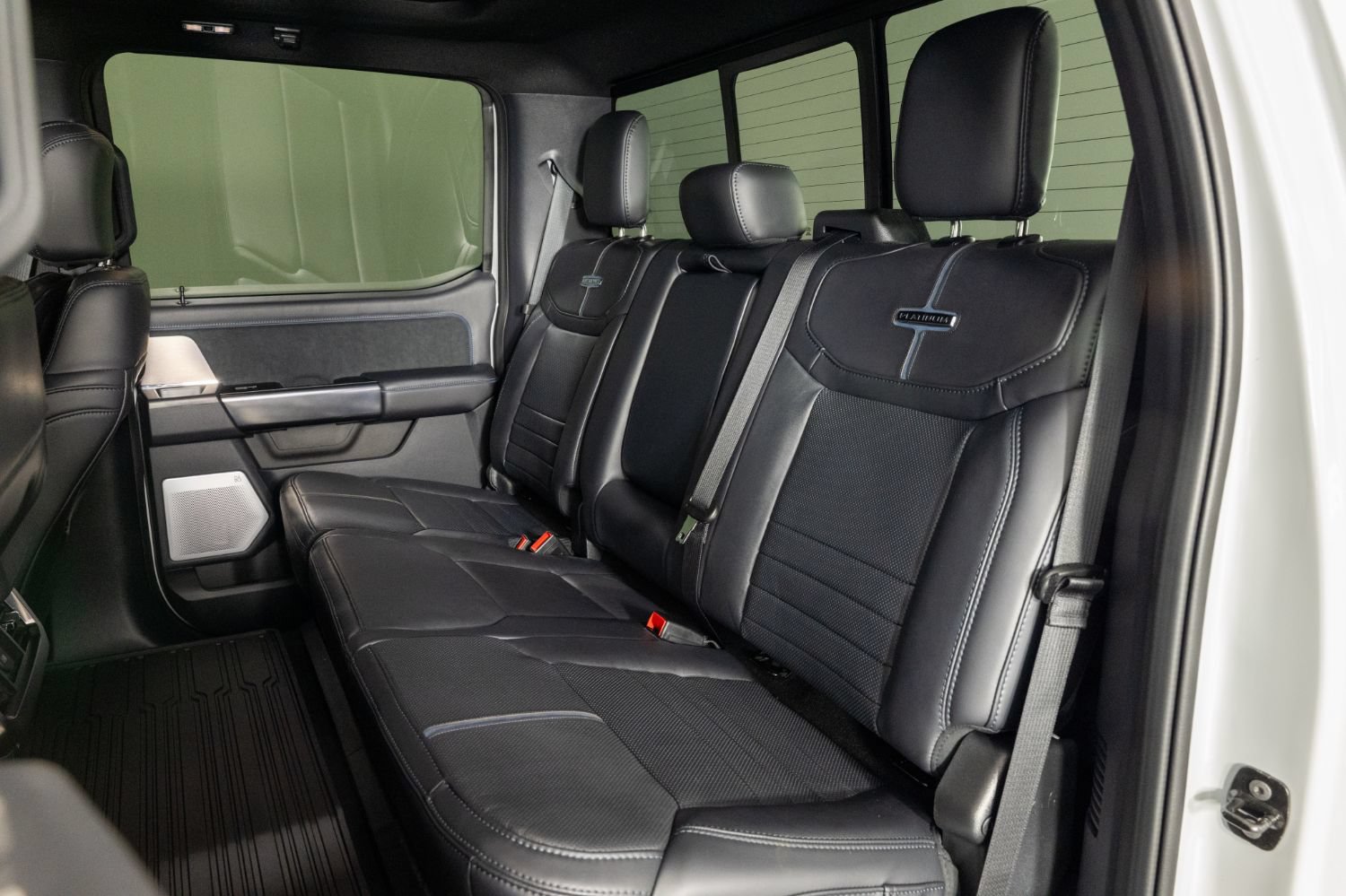 Used 2026 Ford F350 Platinum AWD/4WD image 17