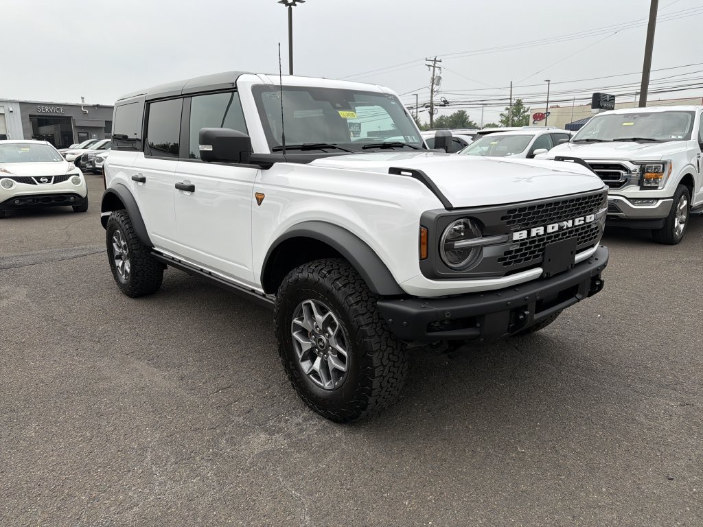 Used 2025 Ford Bronco Badlands AWD/4WD image 7