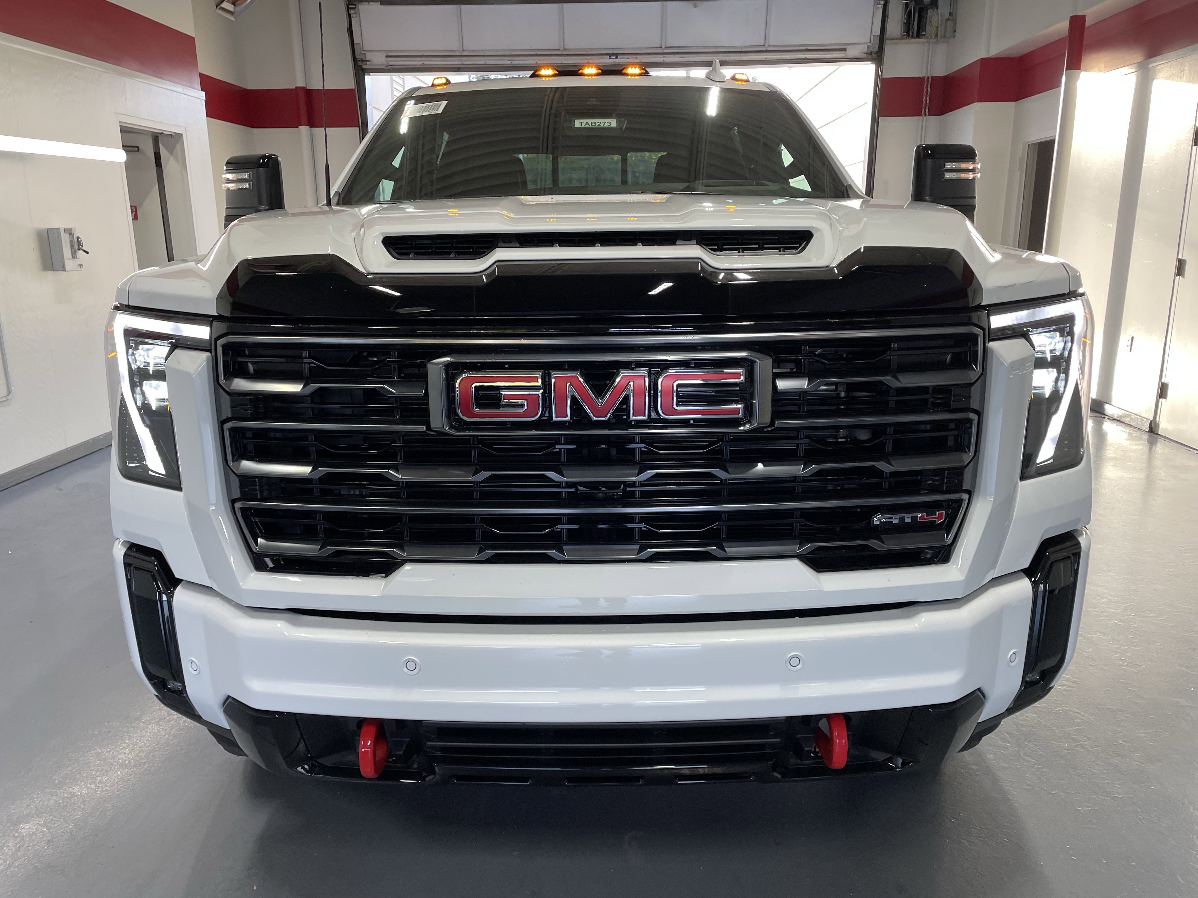 New 2026 GMC Sierra 2500 AT4 w/ AT4 Premium Plus Package image 2