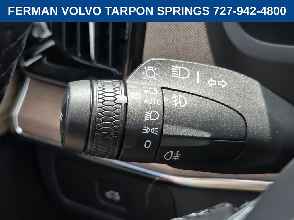 New 2026 Volvo XC90 B6 Plus w/ Protection Package Premier image 32