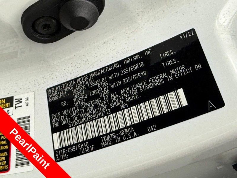 Used 2023 Toyota Highlander XLE AWD/4WD image 32