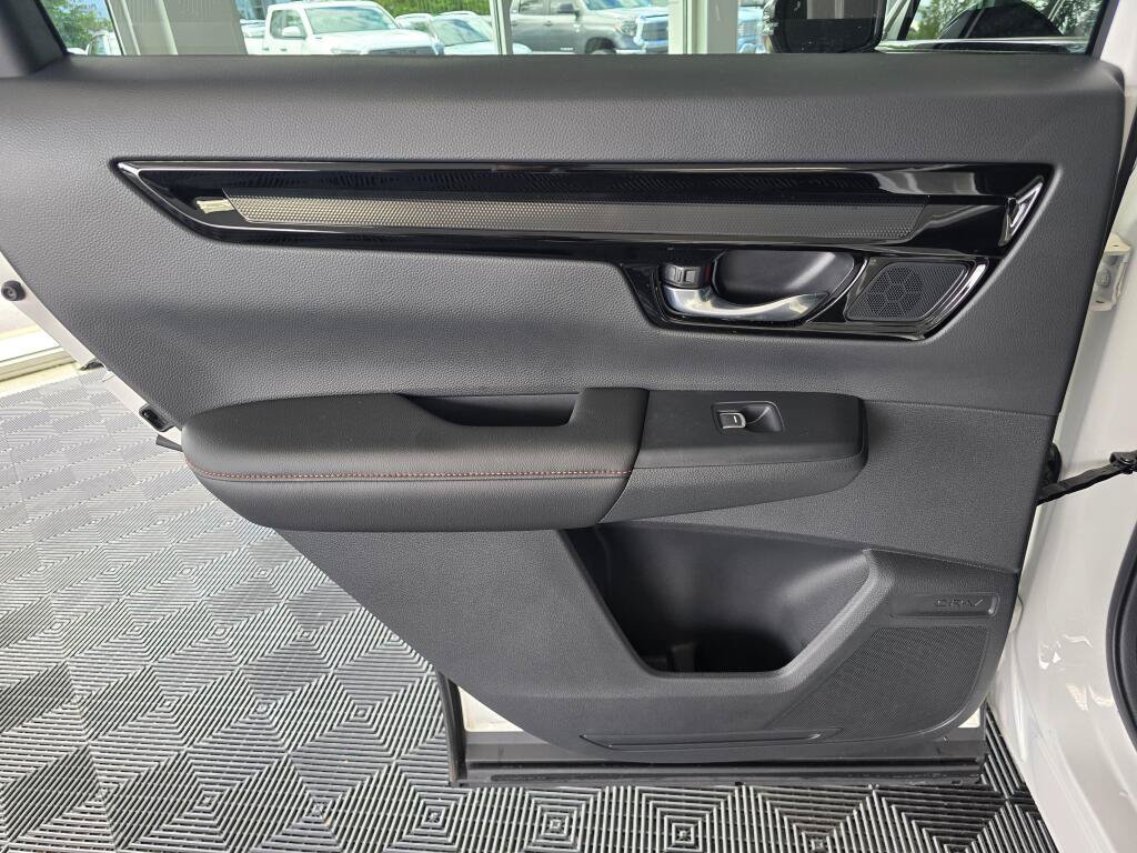 Used 2026 Honda CR-V Sport Touring image 37