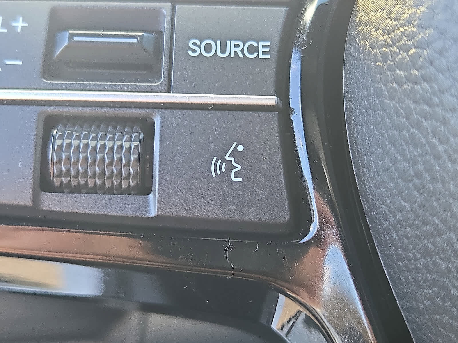 Certified 2025 Honda HR-V Sport image 27