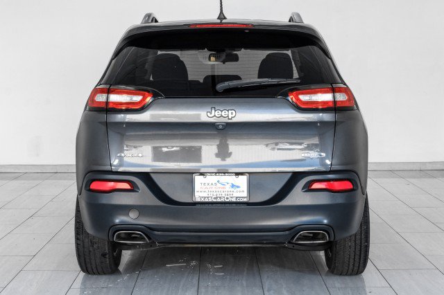 Used 2016 Jeep Cherokee Latitude AWD/4WD image 7