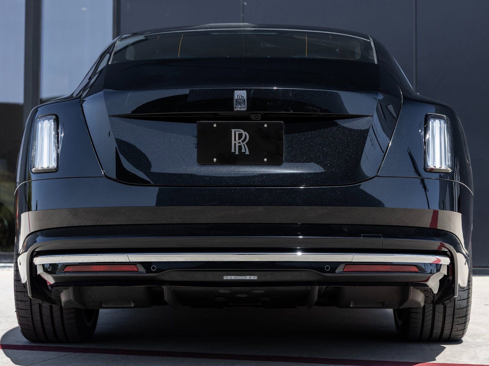 New 2025 Rolls-Royce Spectre image 10