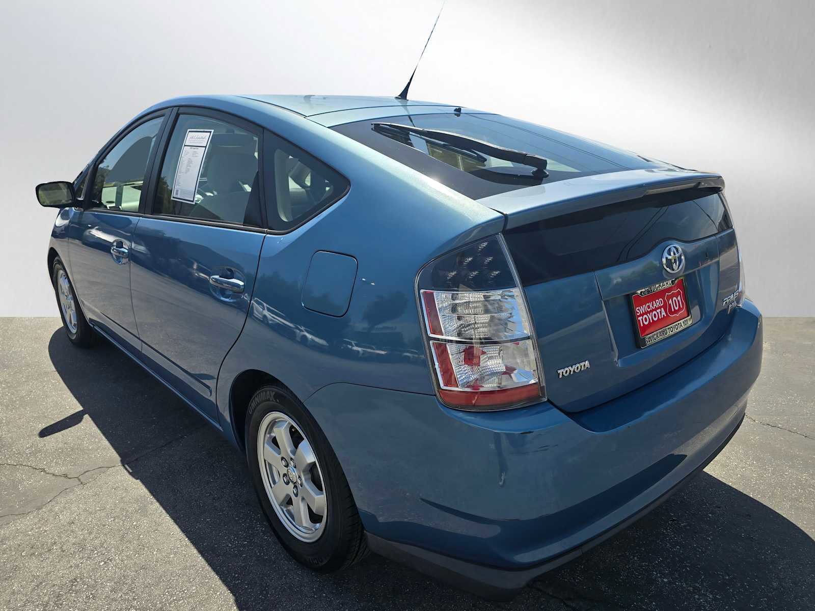Used 2005 Toyota Prius FWD image 5