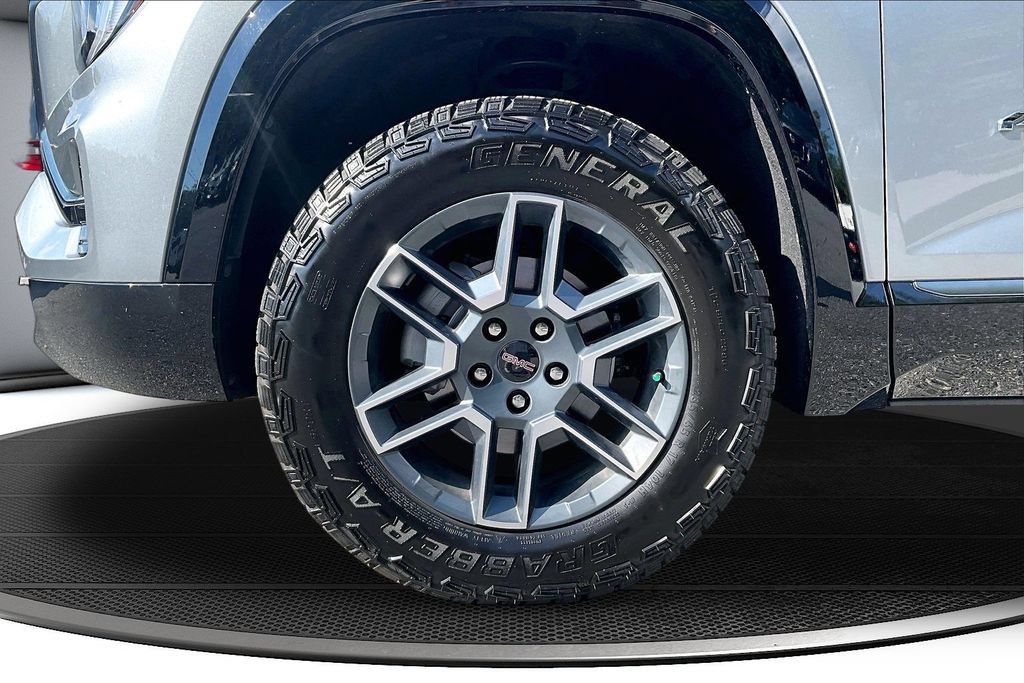 Used 2026 GMC Terrain AT4 w/ Convenience Package III AWD/4WD image 32