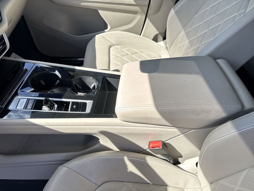 Used 2024 Volkswagen Atlas SEL Premium R-Line image 21