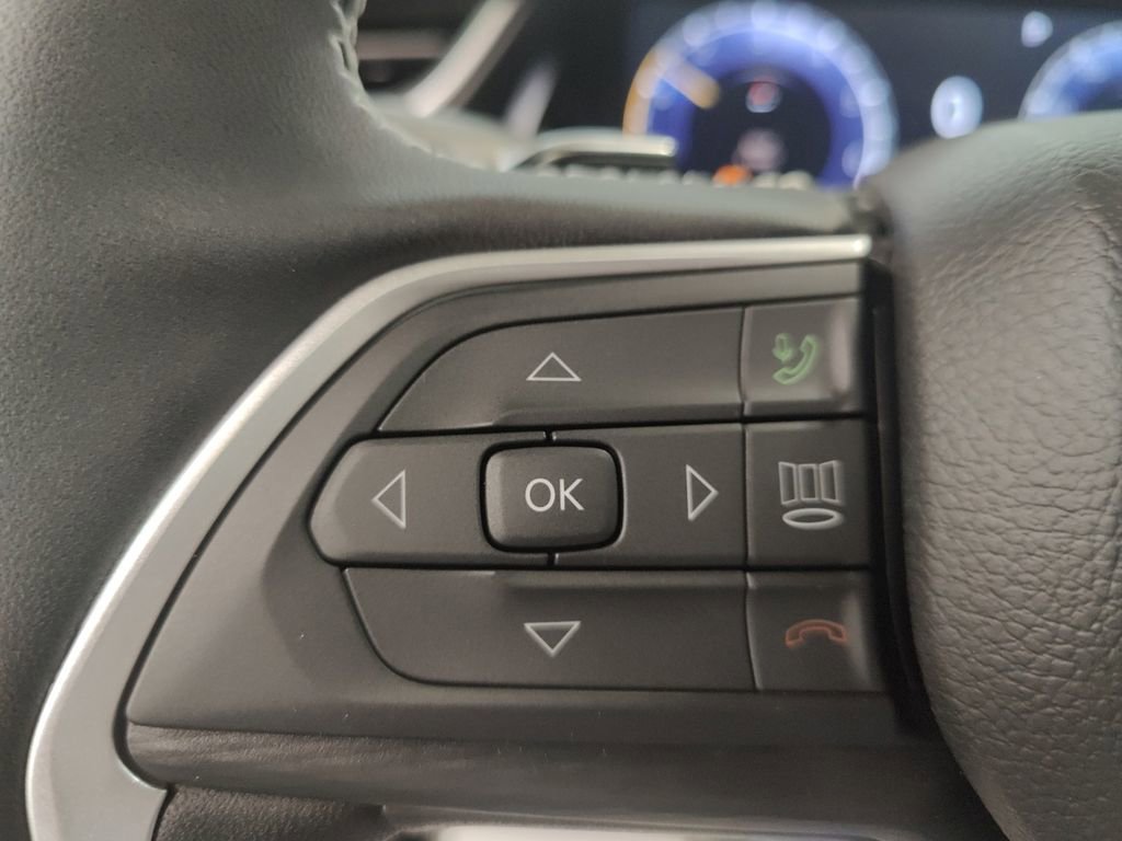 New 2025 Jeep Grand Cherokee L Altitude image 27