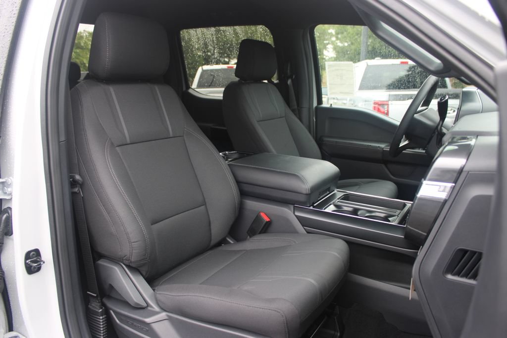 New 2026 Ford F150 STX w/ Equipment Group 200A RWD image 9