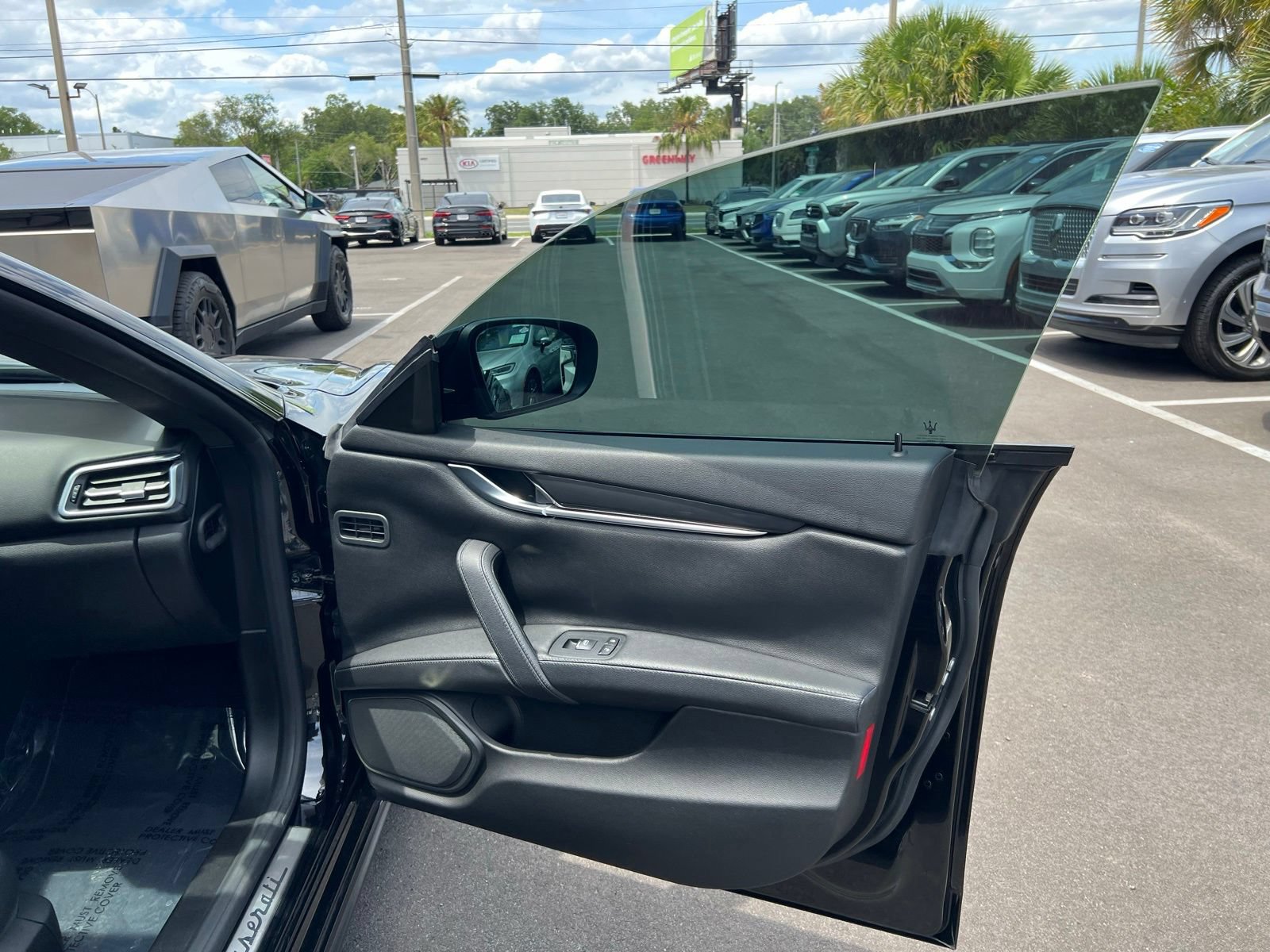 Used 2019 Maserati Ghibli RWD image 54