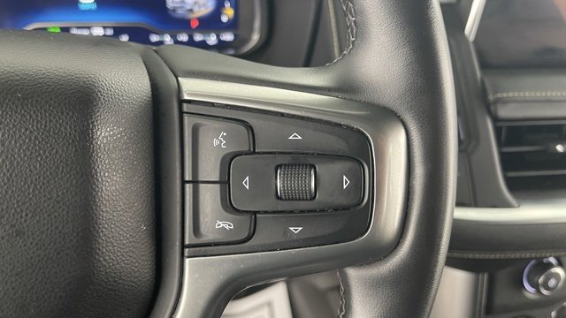 Used 2023 Chevrolet Suburban Premier image 37