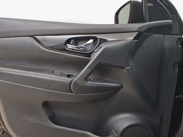 Used 2022 Nissan Rogue Sport SL AWD/4WD image 26