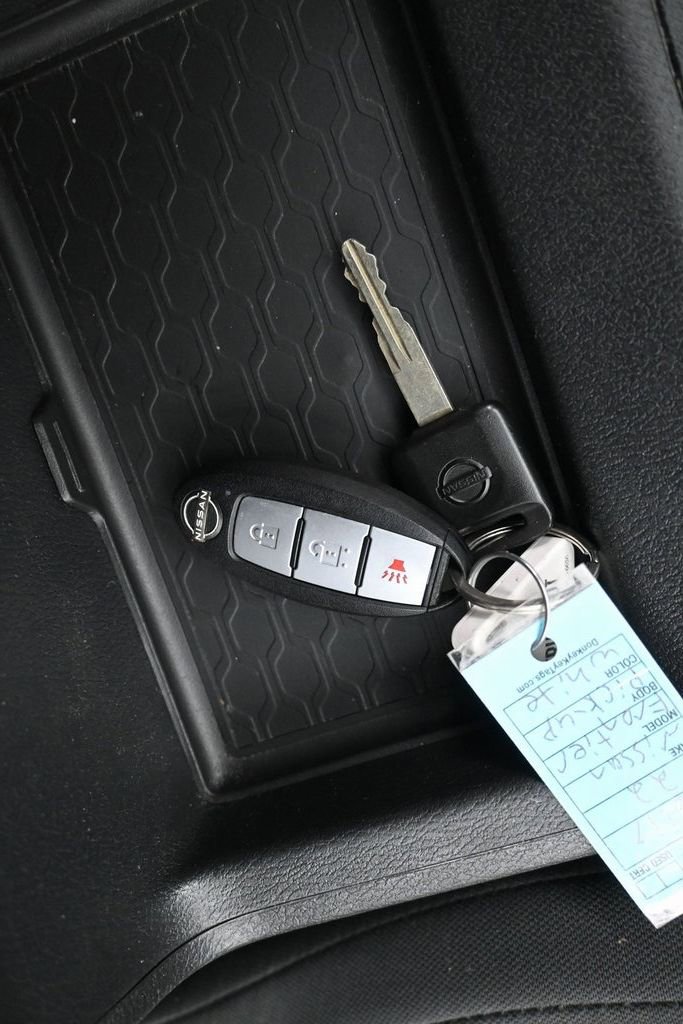 Used 2022 Nissan Frontier S RWD image 10