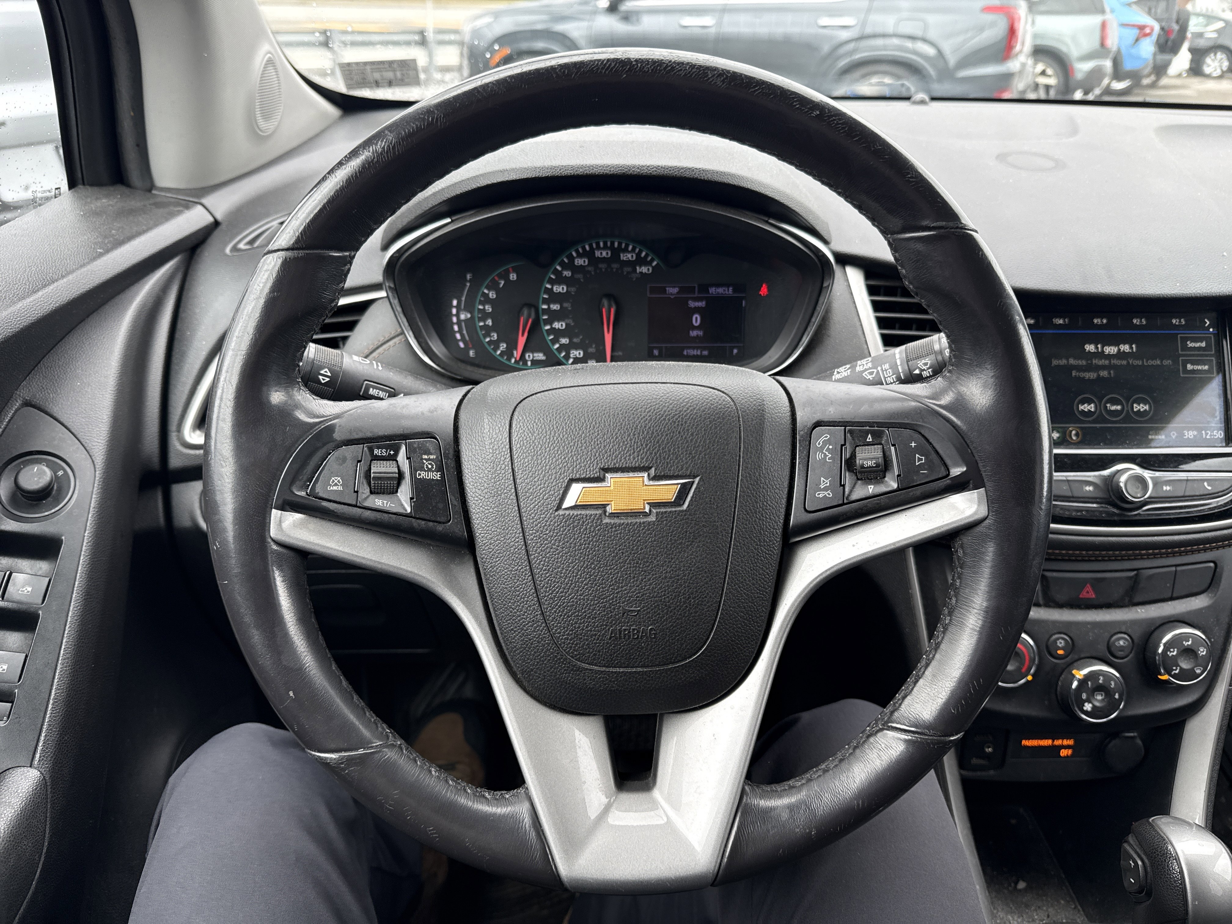 Used 2019 Chevrolet Trax LT w/ LT Convenience Package image 17