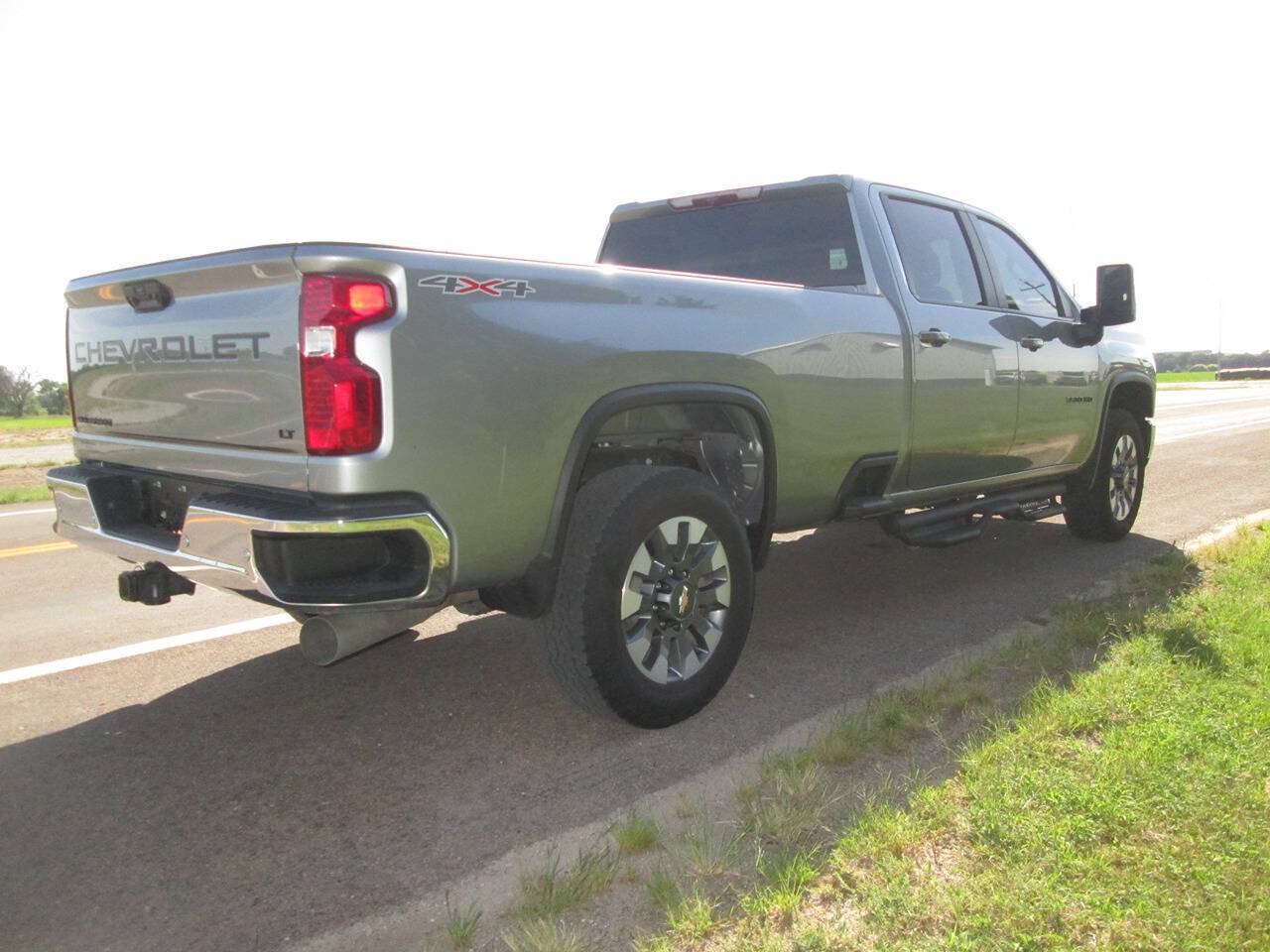 Used 2025 Chevrolet Silverado 3500 LT w/ All Star Edition AWD/4WD image 9