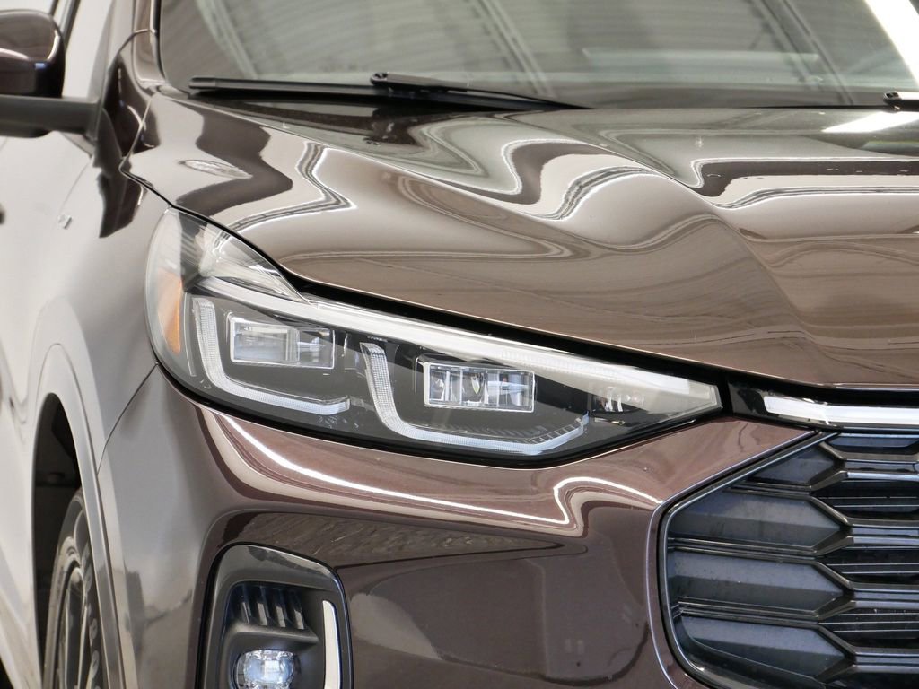 Used 2023 Ford Escape ST-Line Elite w/ Premium Technology Package image 51