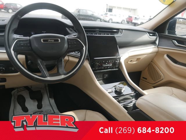 Certified 2022 Jeep Grand Cherokee Limited w/ Luxury Tech Group II AWD/4WD image 41