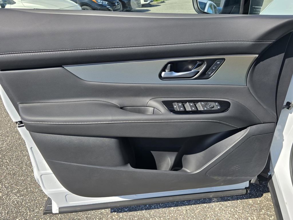 New 2026 Nissan Murano SV image 15